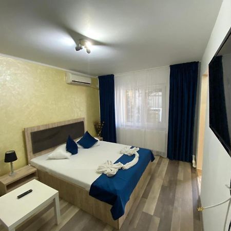 Casa Sea Breeze Hotel Navodari Bagian luar foto